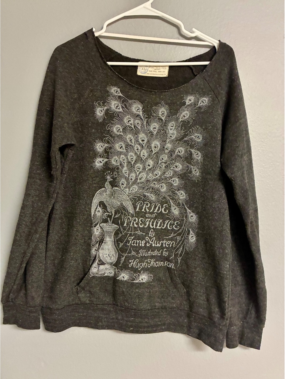 Out of Print Pride and Prejudice Jane Austen Peacock Sweatshirt Women's XL